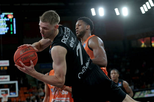 会让失误放 会让失误放