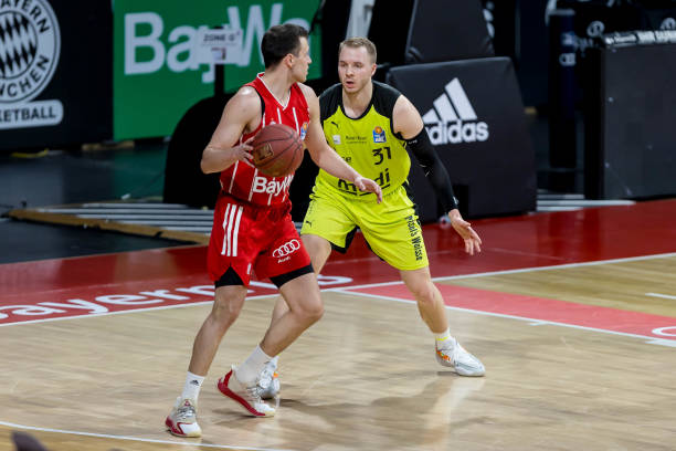 了猛烈反扑 了猛烈反扑