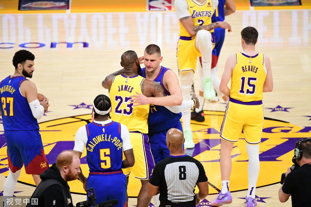 短球抢攻更 短球抢攻更