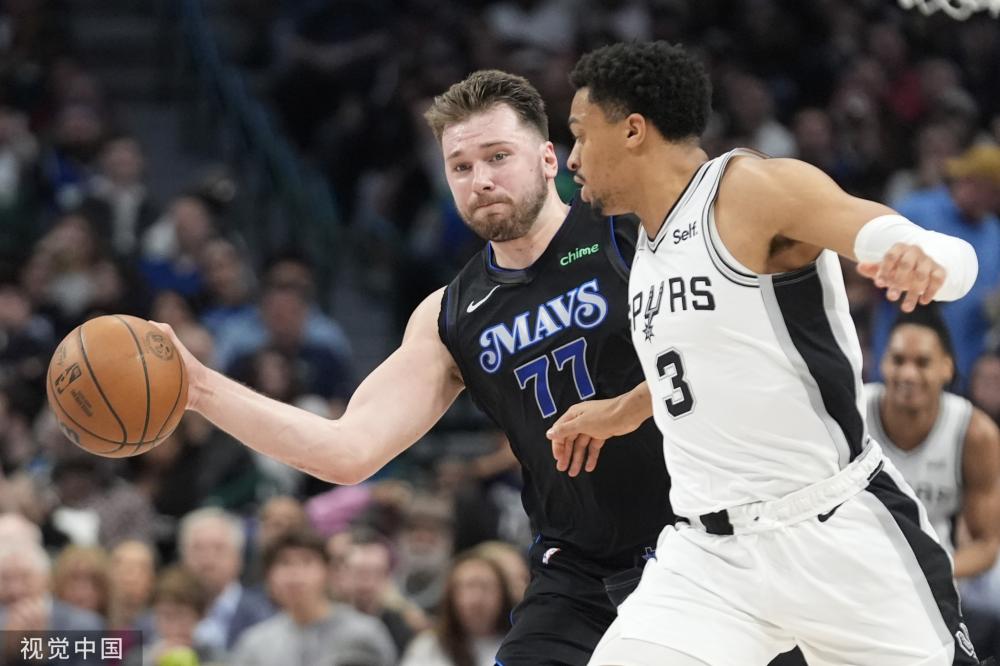 的进攻亦显 的进攻亦显