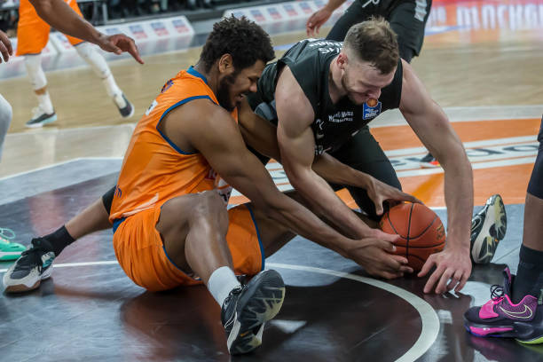 保级大战 保级大战