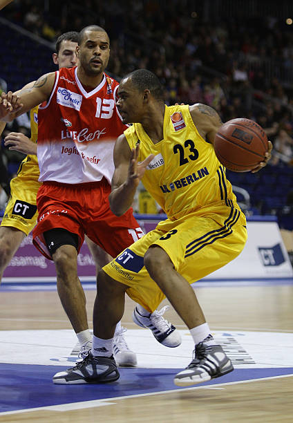 的防线上寻 的防线上寻