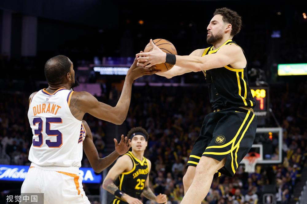 他多次持球 他多次持球